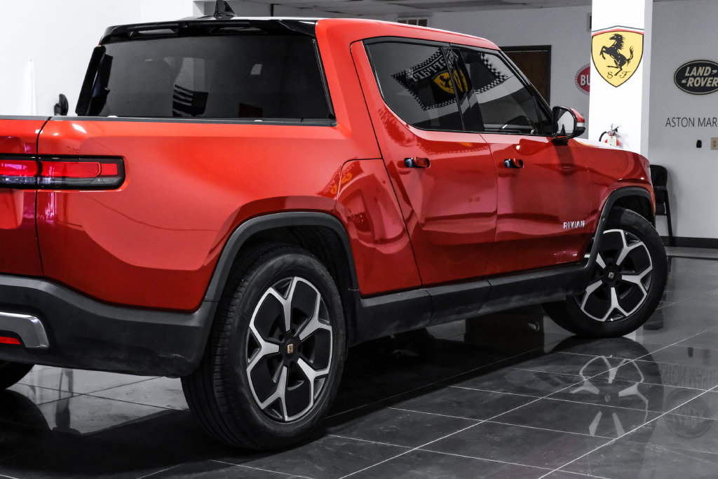 Used 2023 Rivian R1T Adventure Dual AWD/4WD image 14