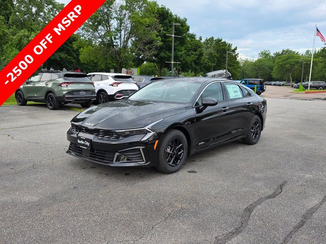 New 2025 Kia K5 LXS image 3