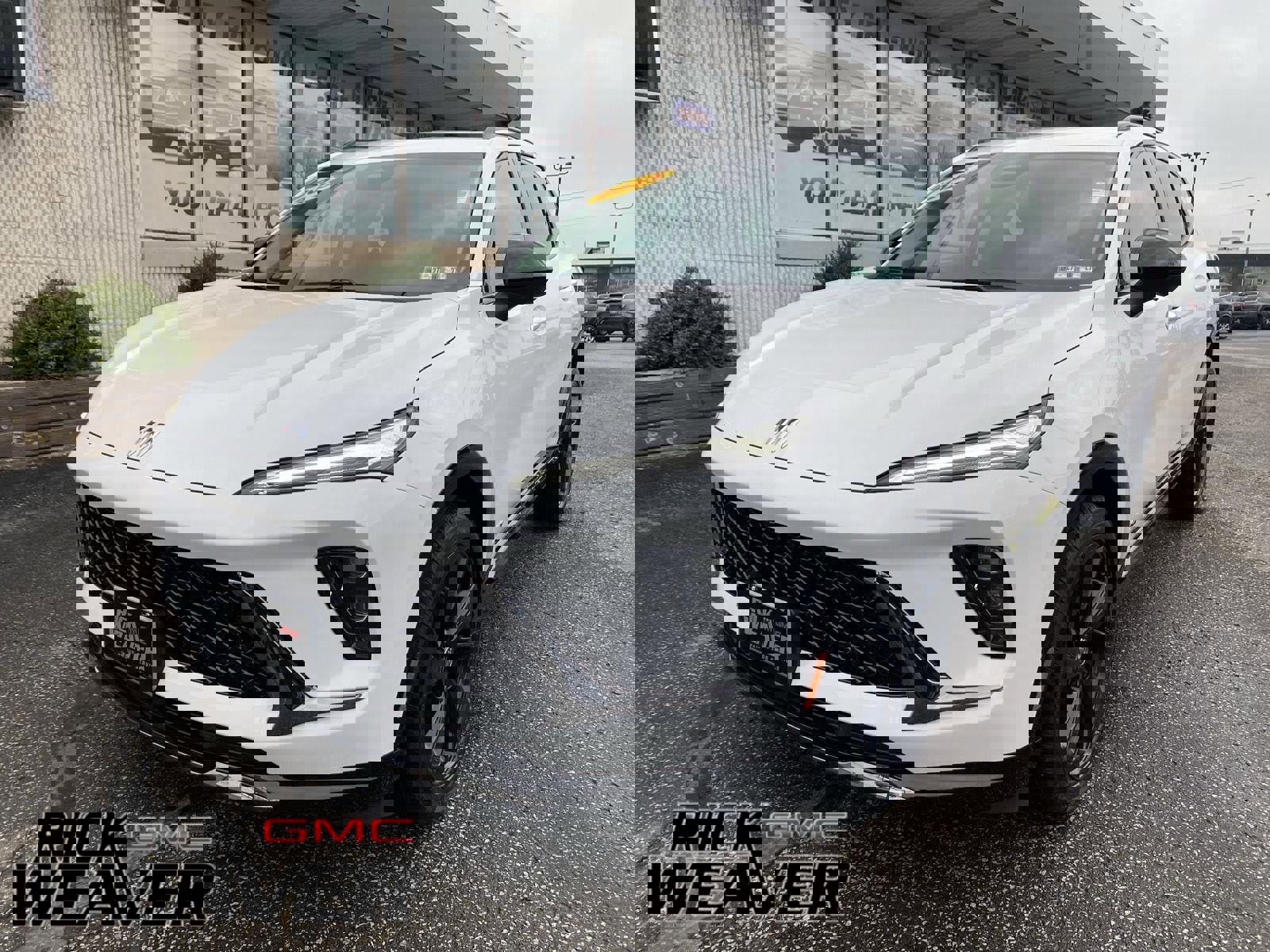 Certified 2025 Buick Envision Sport Touring image 1