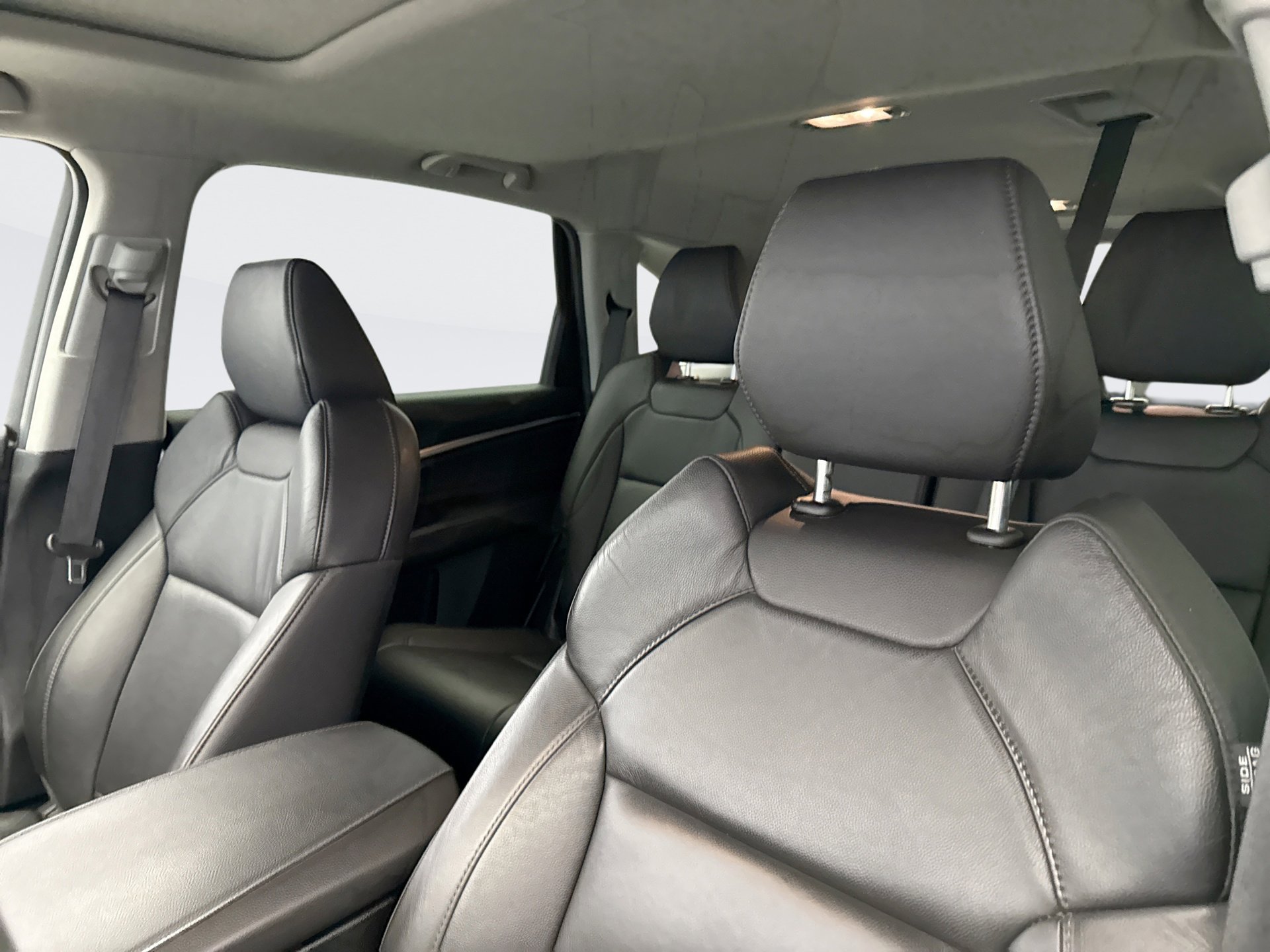 Used 2020 Acura MDX SH-AWD image 9