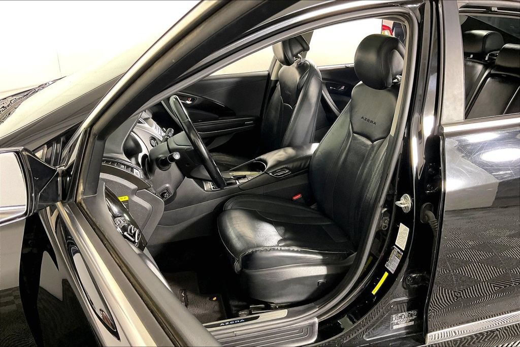 Used 2015 Hyundai Azera Limited FWD image 34