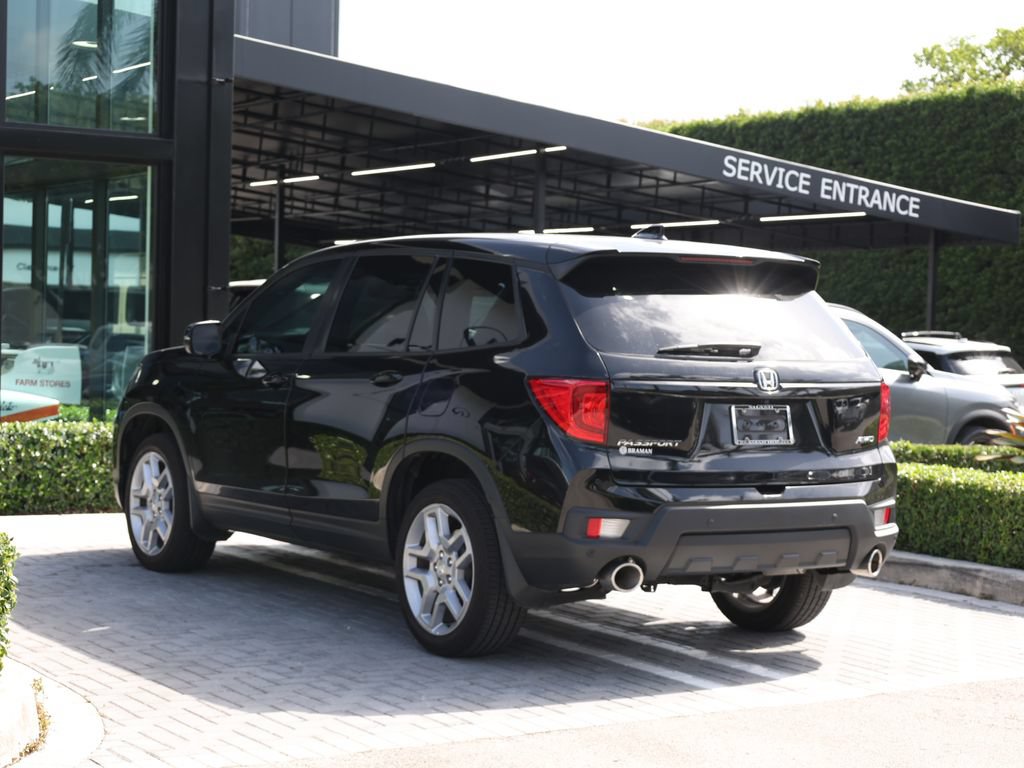 Used 2025 Honda Passport EX-L image 5