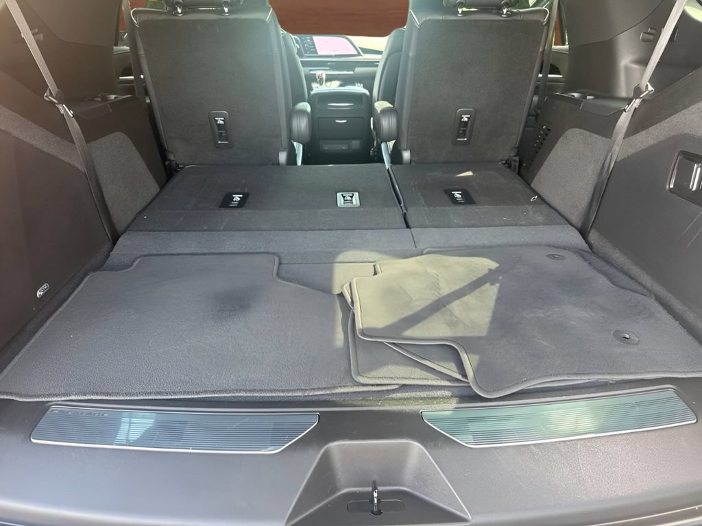 Used 2021 Cadillac Escalade Sport AWD/4WD image 10