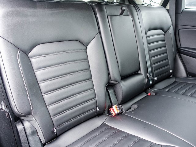 Used 2022 Ford Edge SEL w/ Convenience Package image 14