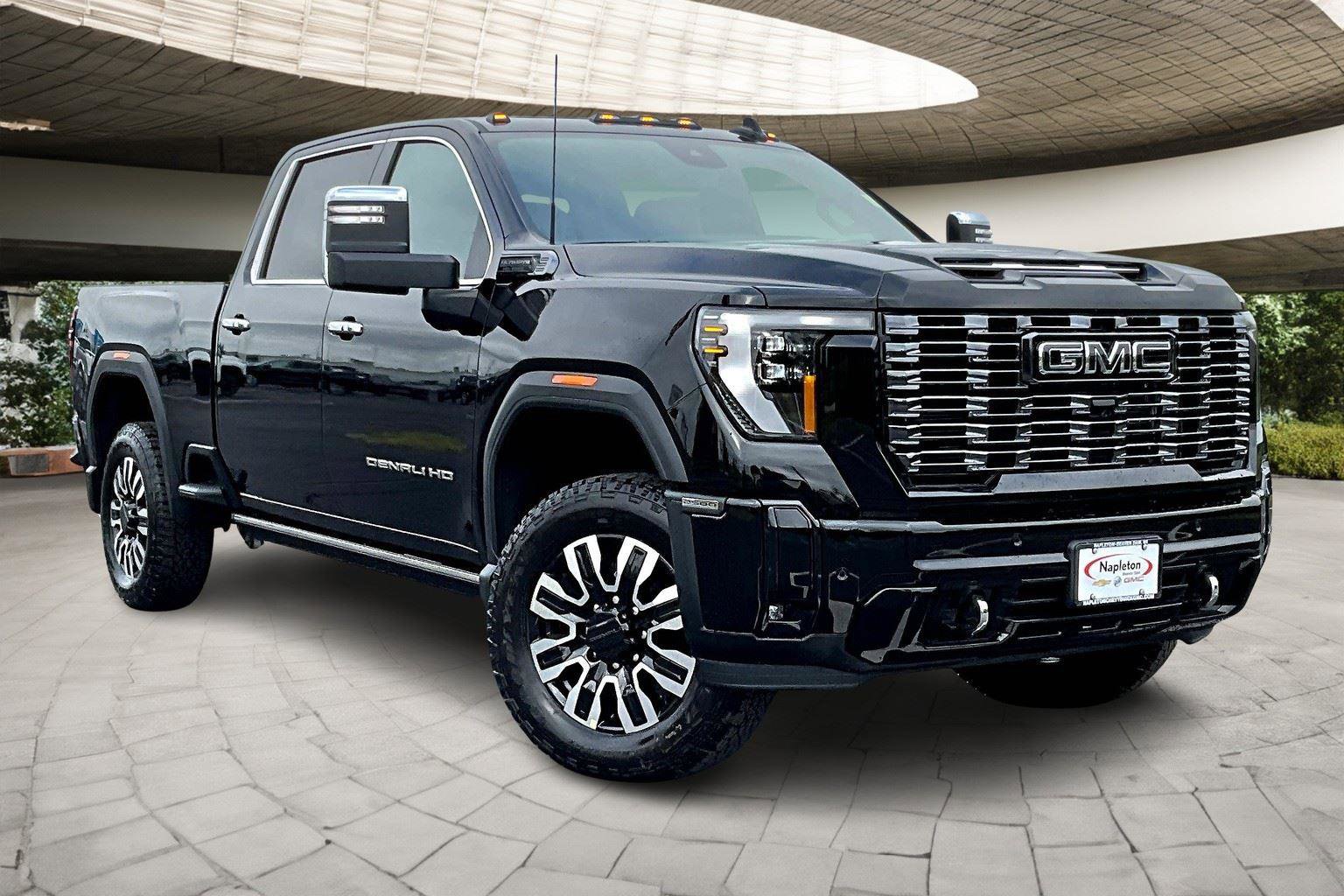 New 2025 GMC Sierra 2500 Denali Ultimate image 2