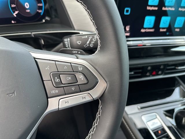 New 2025 Volkswagen Atlas Cross Sport SE image 16