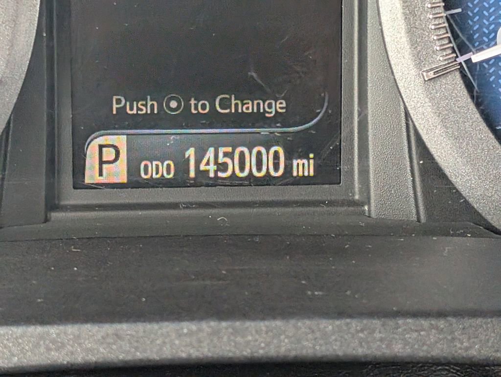 Used 2017 Toyota Sienna L image 21