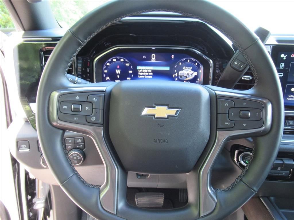 Used 2024 Chevrolet Silverado 2500 High Country w/ High Country Premium Package AWD/4WD image 23