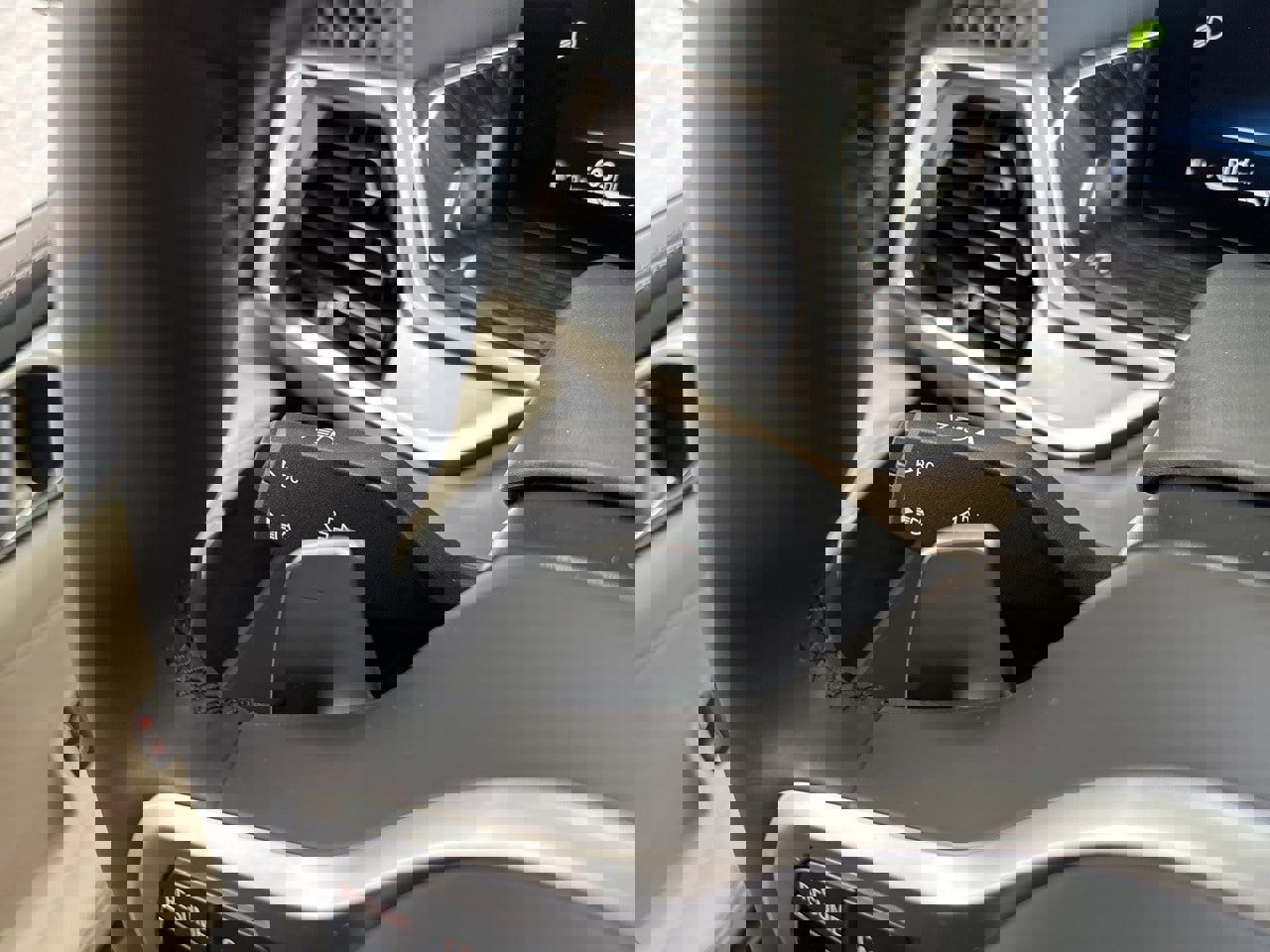 New 2026 BMW X7 xDrive40i w/ M Sport Package image 23