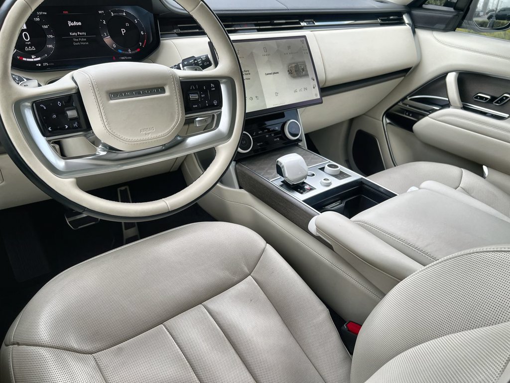 Certified 2023 Land Rover Range Rover SV AWD/4WD image 13