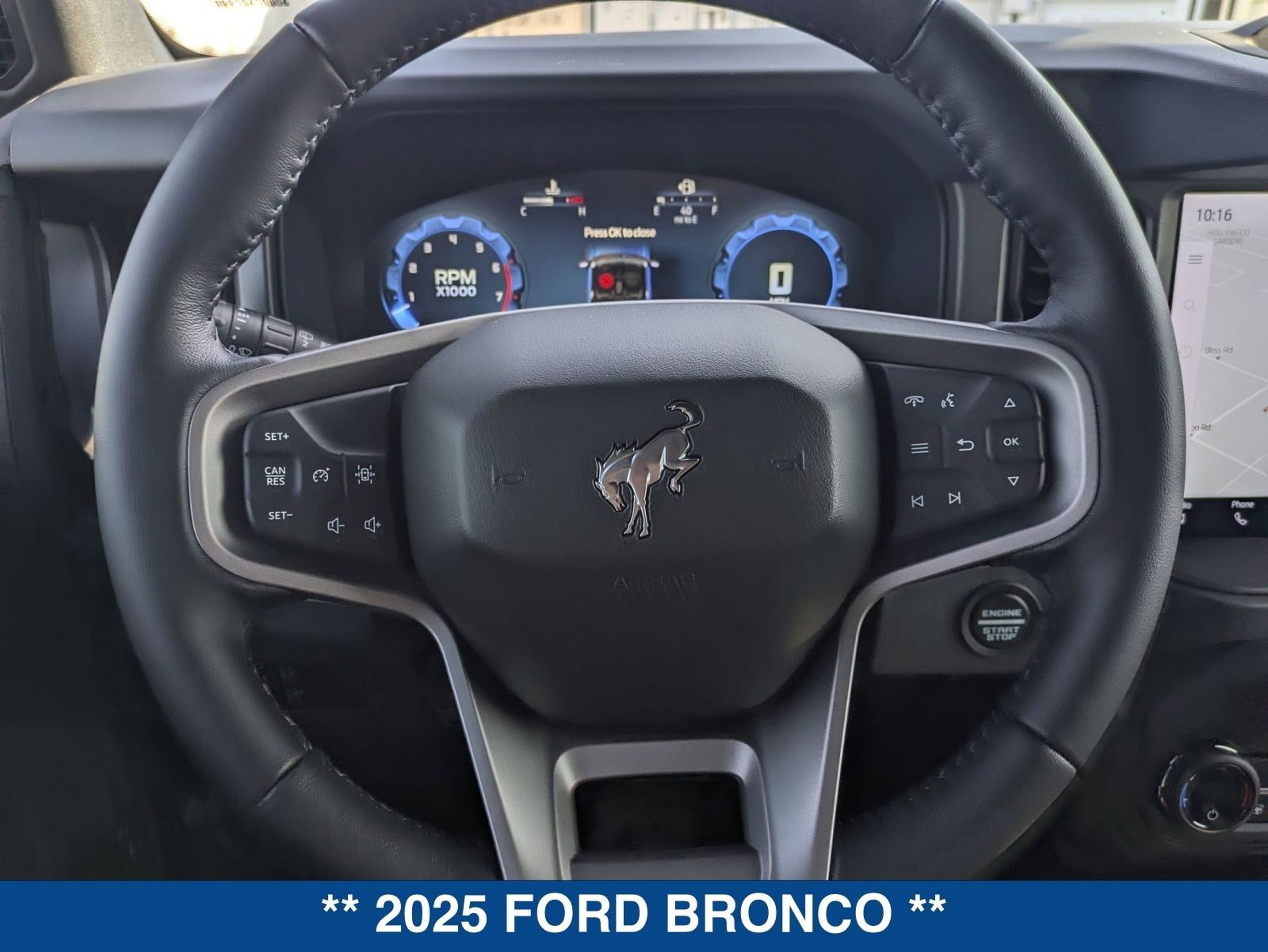 New 2025 Ford Bronco Badlands image 58