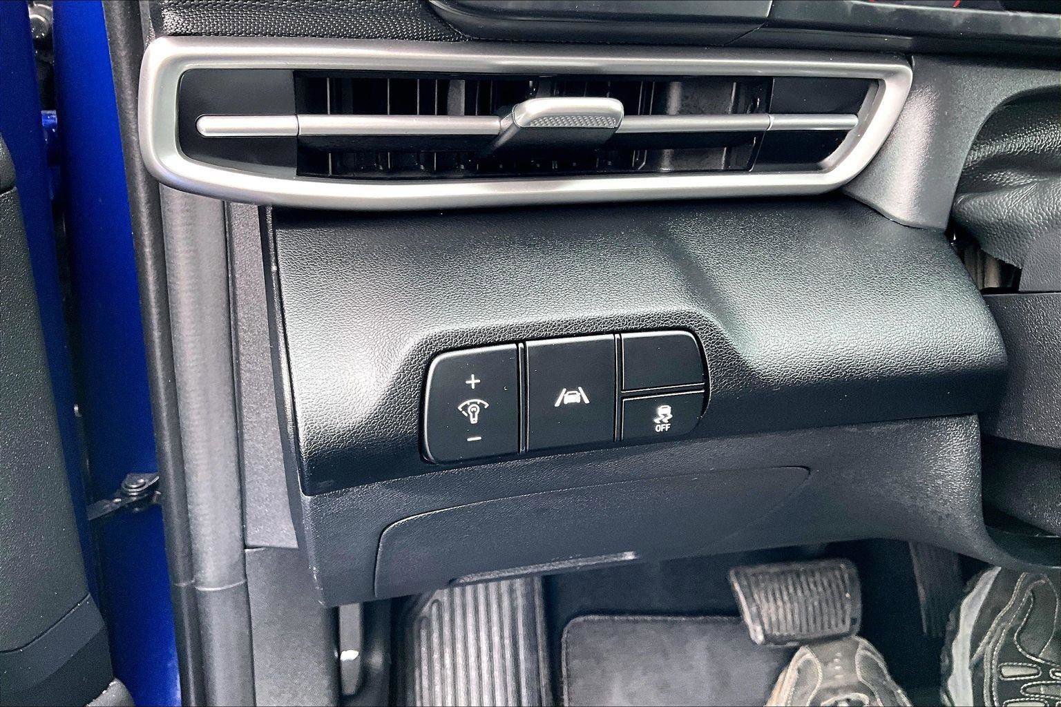 Used 2022 Hyundai Elantra SEL FWD image 36