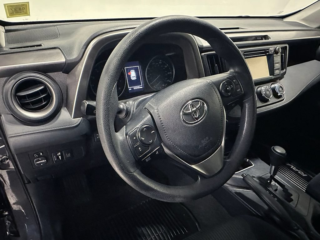 Used 2018 Toyota RAV4 LE w/ All Weather Liner Package AWD/4WD image 19