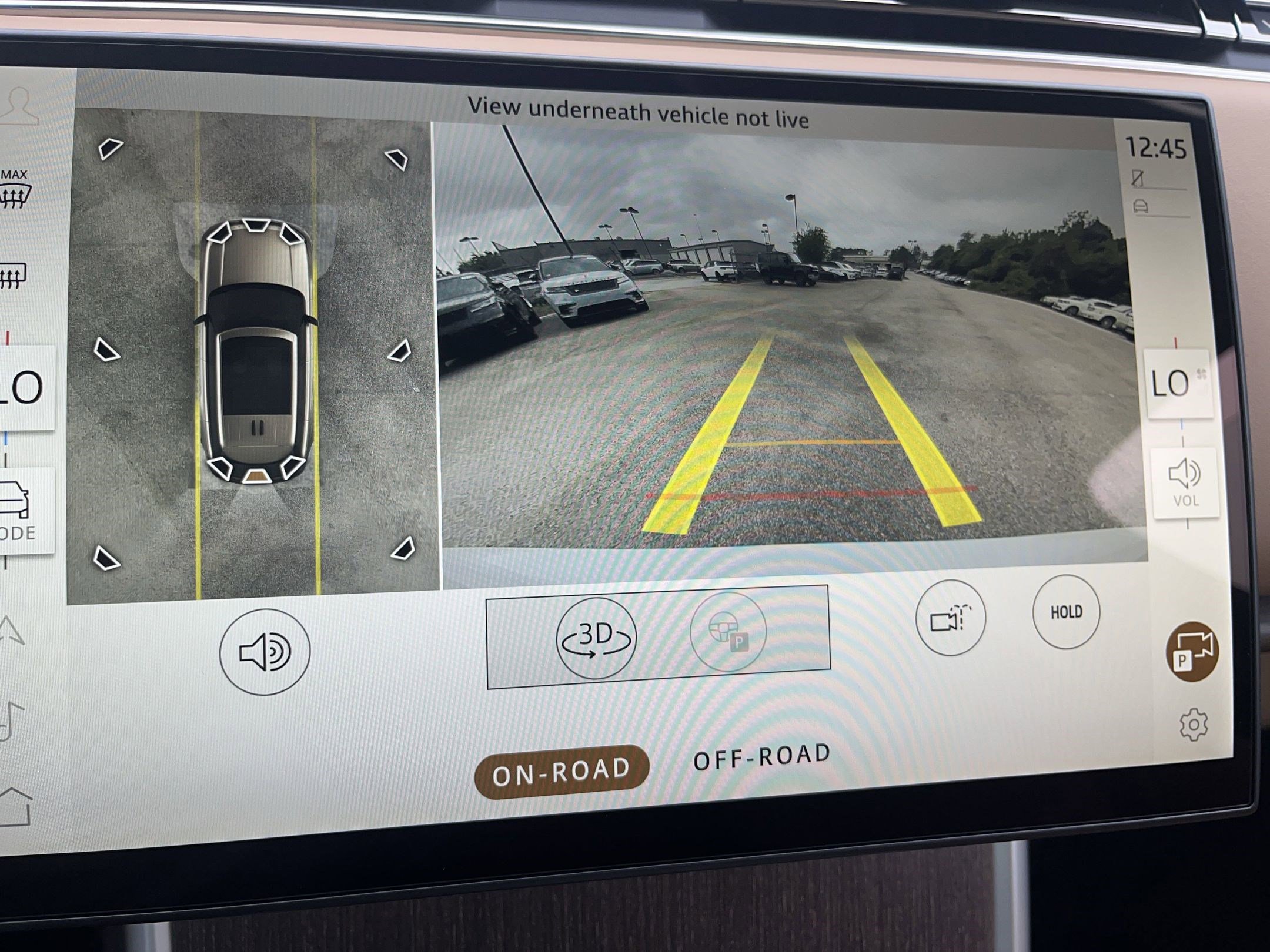 New 2025 Land Rover Range Rover SE image 21