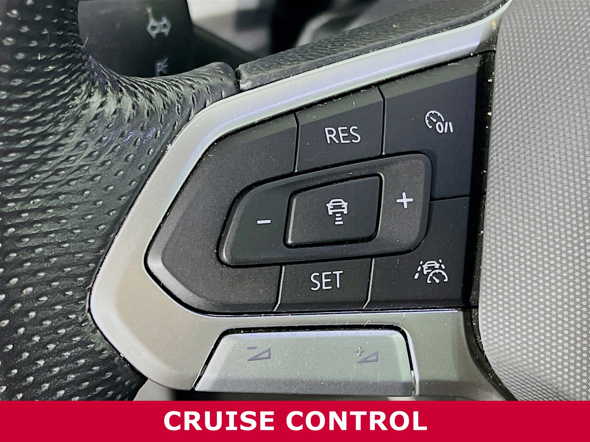 Used 2023 Volkswagen Atlas SEL Premium image 15