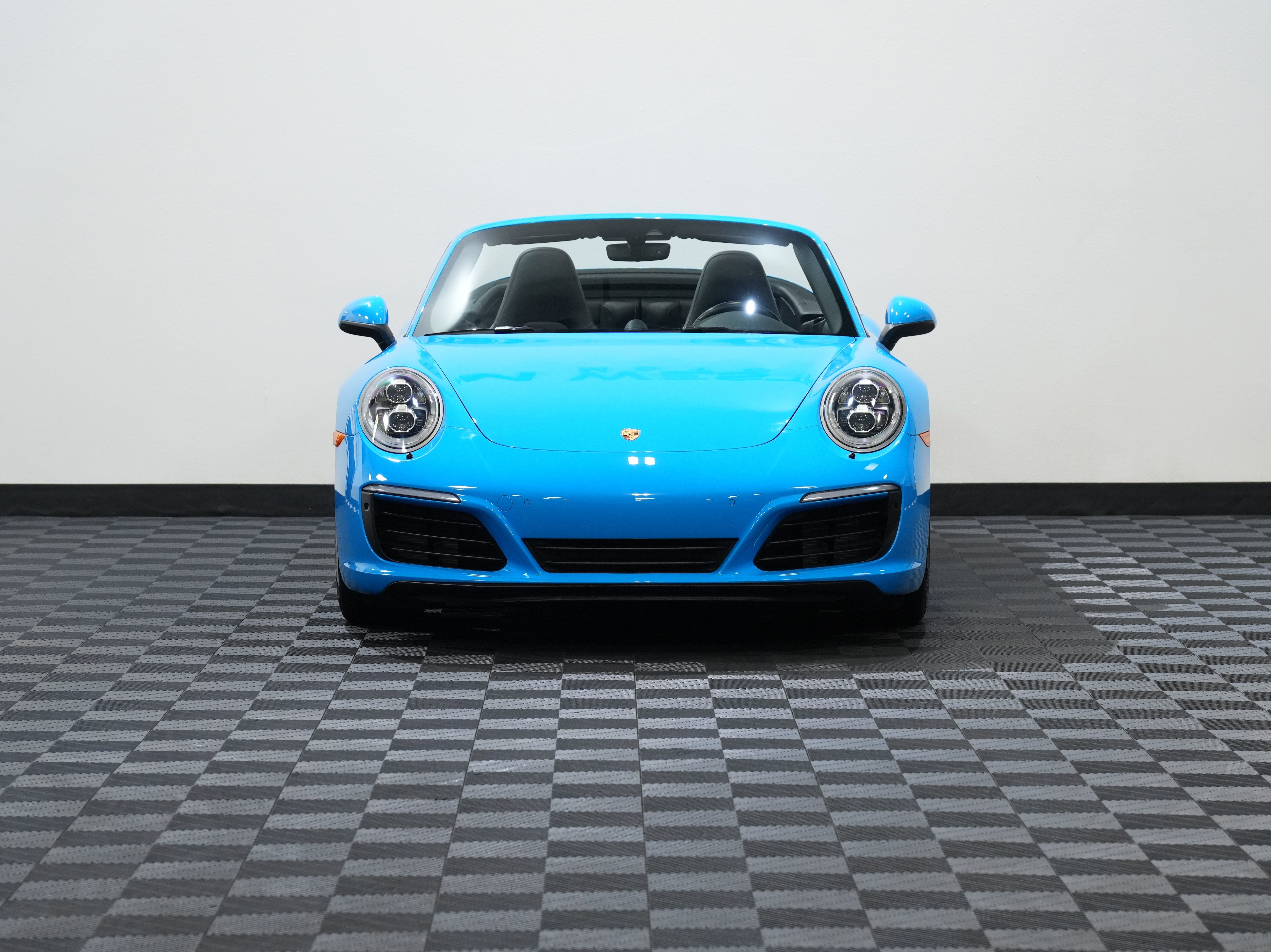 Used 2017 Porsche 911 Carrera S image 4