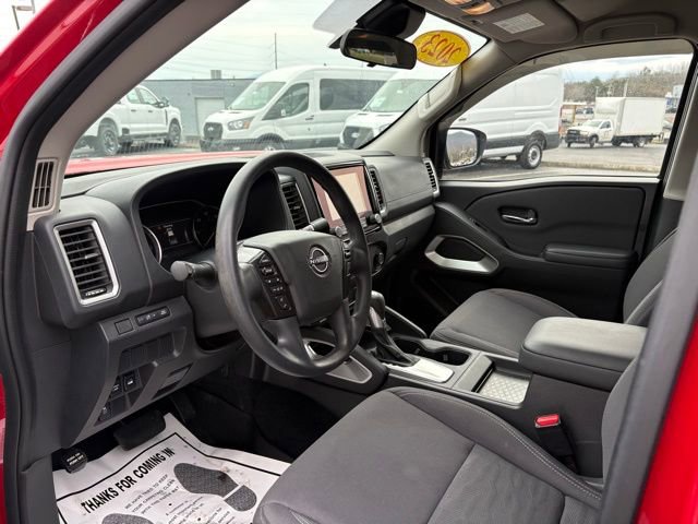 Used 2023 Nissan Frontier SV w/ Tow Package image 3