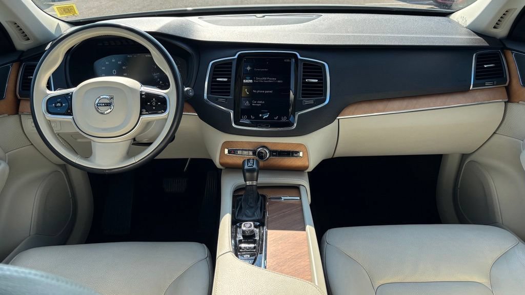 Used 2021 Volvo XC90 T6 Momentum AWD/4WD image 6