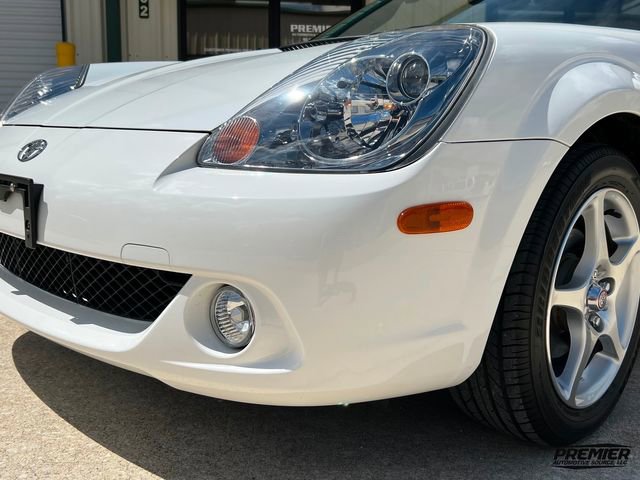 Used 2003 Toyota MR2 Spyder image 31