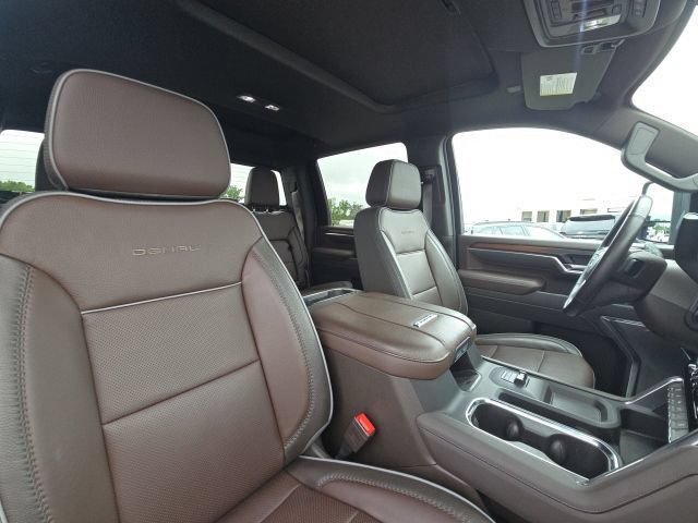 Used 2025 GMC Sierra 2500 Denali w/ Denali Reserve Package AWD/4WD image 21