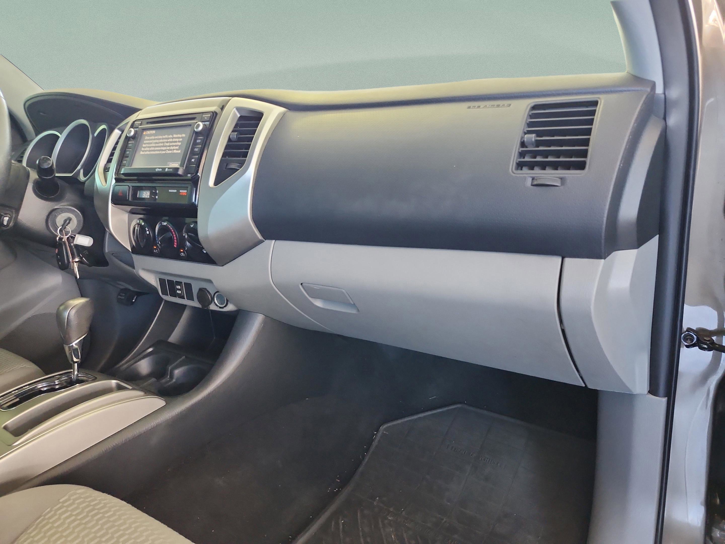 Used 2014 Toyota Tacoma 2WD Access Cab w/ SR5 Package image 22