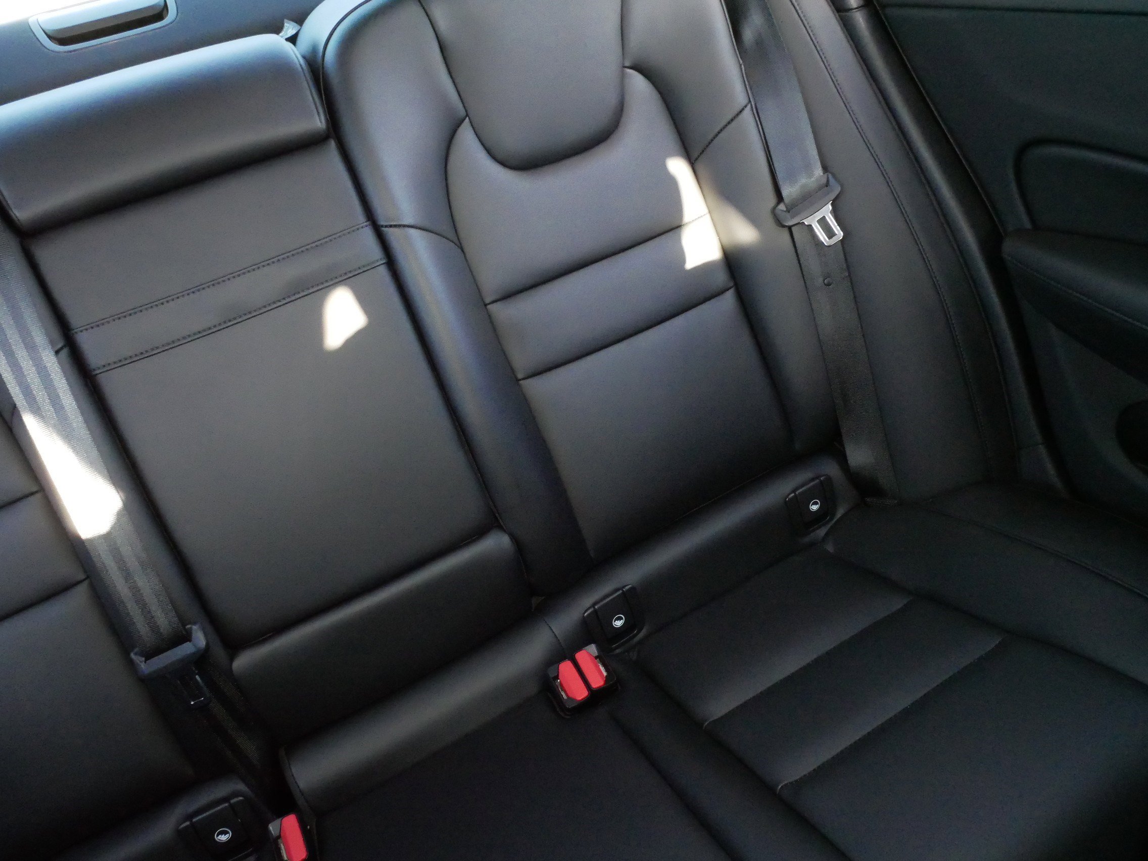 Used 2025 Volvo S60 B5 Core image 14