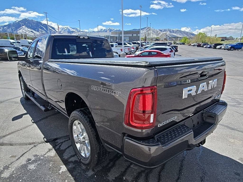 Used 2025 RAM 3500 Laramie w/ Sport Appearance Package AWD/4WD image 6