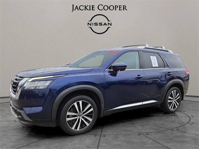 Certified 2024 Nissan Pathfinder Platinum w/ Cargo Package video 1