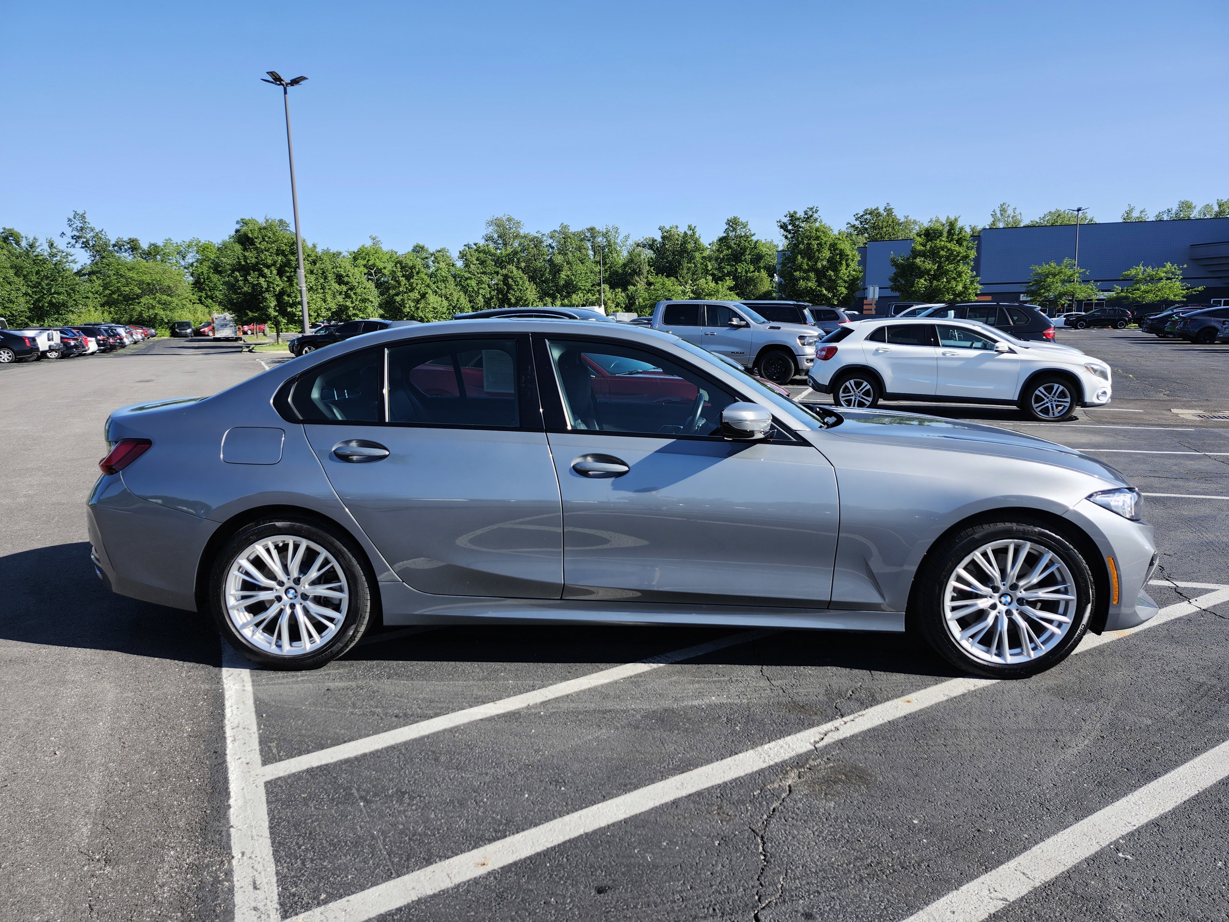 Used 2023 BMW 330i Sedan w/ Driving Assistance Package RWD image 20