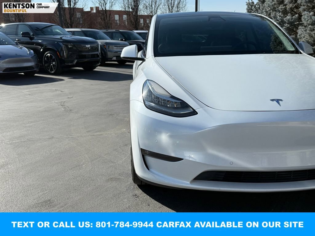 Used 2022 Tesla Model Y Long Range image 13