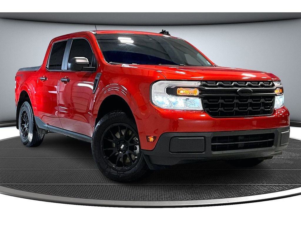 Used 2024 Ford Maverick XL image 2