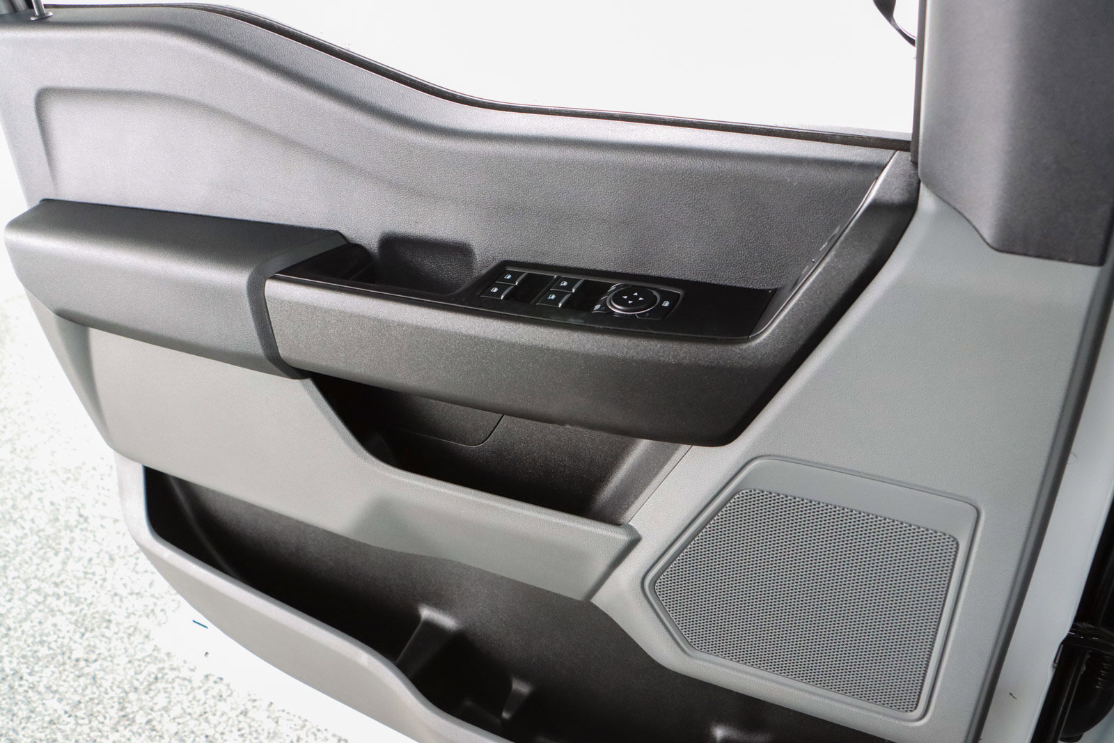 Used 2023 Ford F250 XL w/ FX4 Off-Road Package AWD/4WD image 24