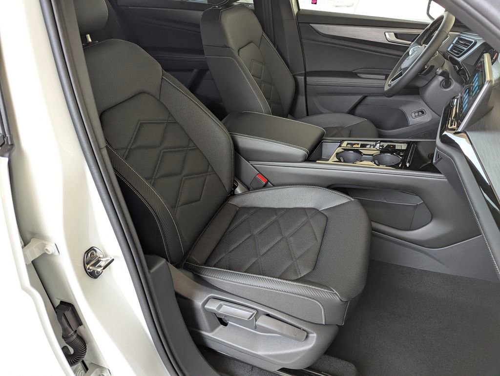 New 2026 Volkswagen Atlas Cross Sport SE image 38