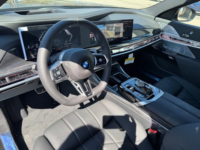 New 2026 BMW 760i xDrive w/ Premium Package image 15