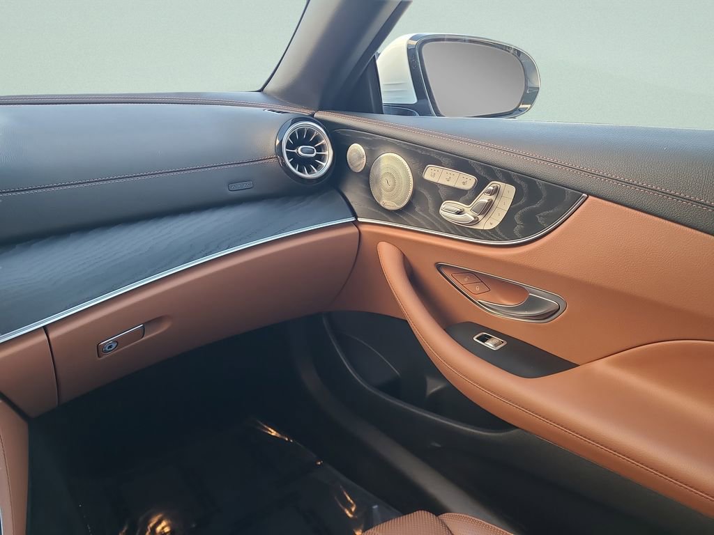 Used 2023 Mercedes-Benz E 450 Cabriolet image 19