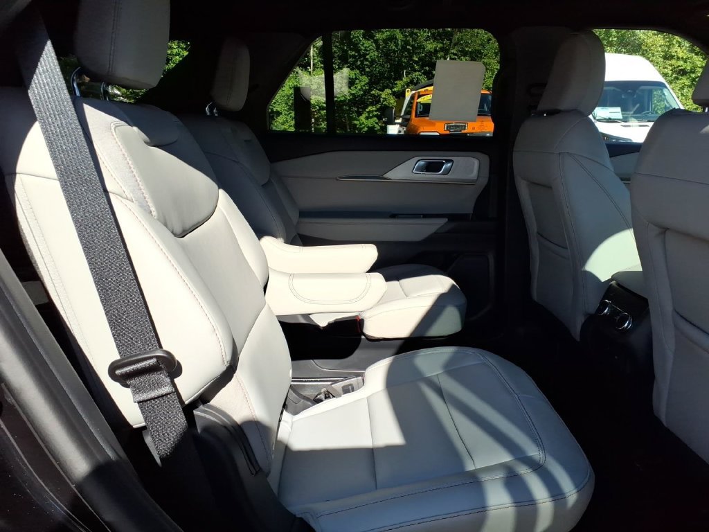 New 2027 Ford Explorer Active w/ Active Comfort Package AWD/4WD image 11