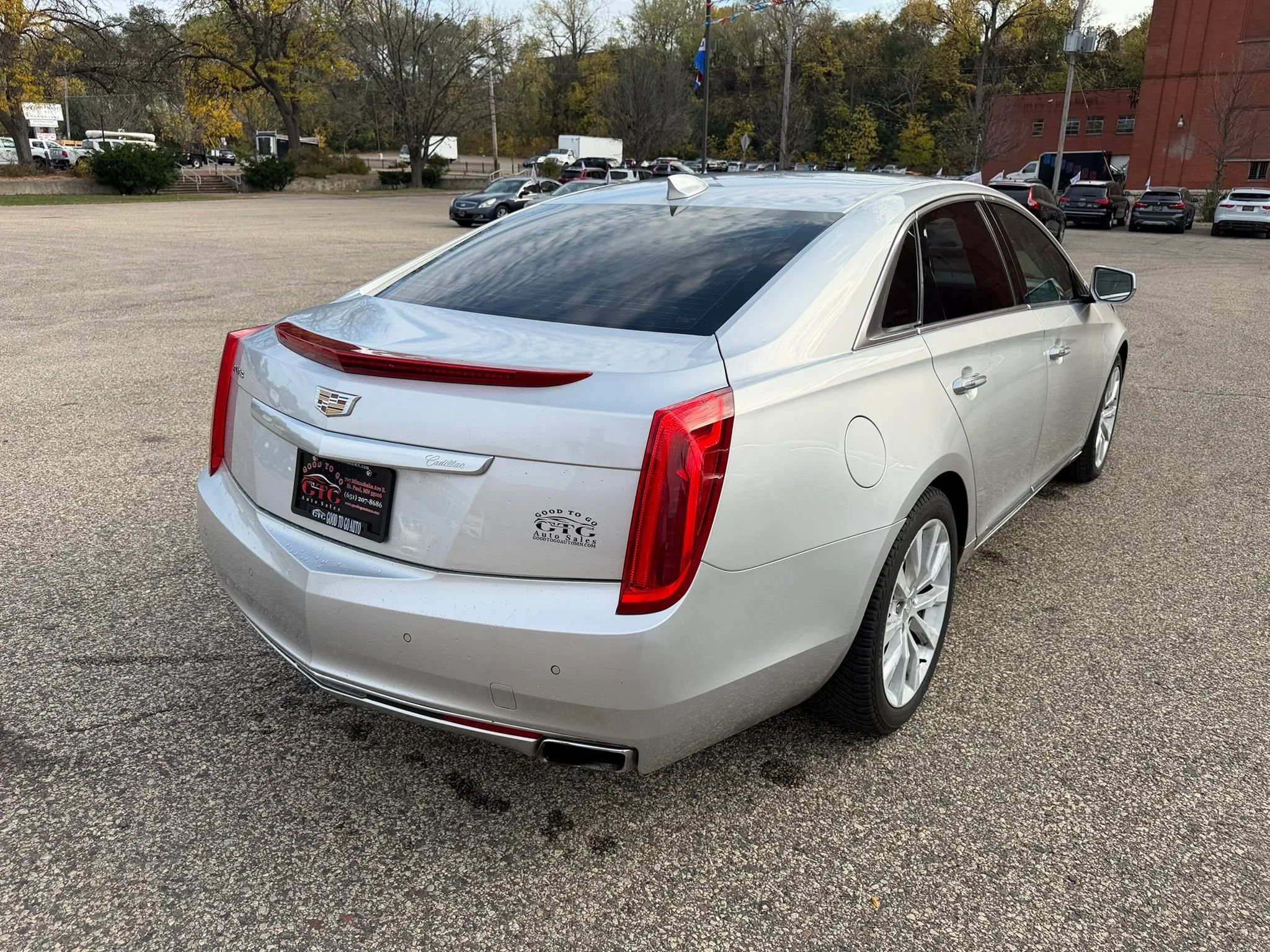 Used 2017 Cadillac XTS Luxury FWD image 6
