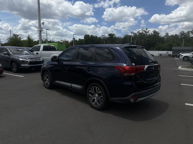 Used 2017 Mitsubishi Outlander ES FWD image 11