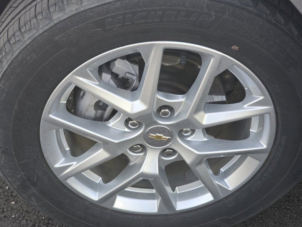 Used 2024 Chevrolet Equinox LT image 30