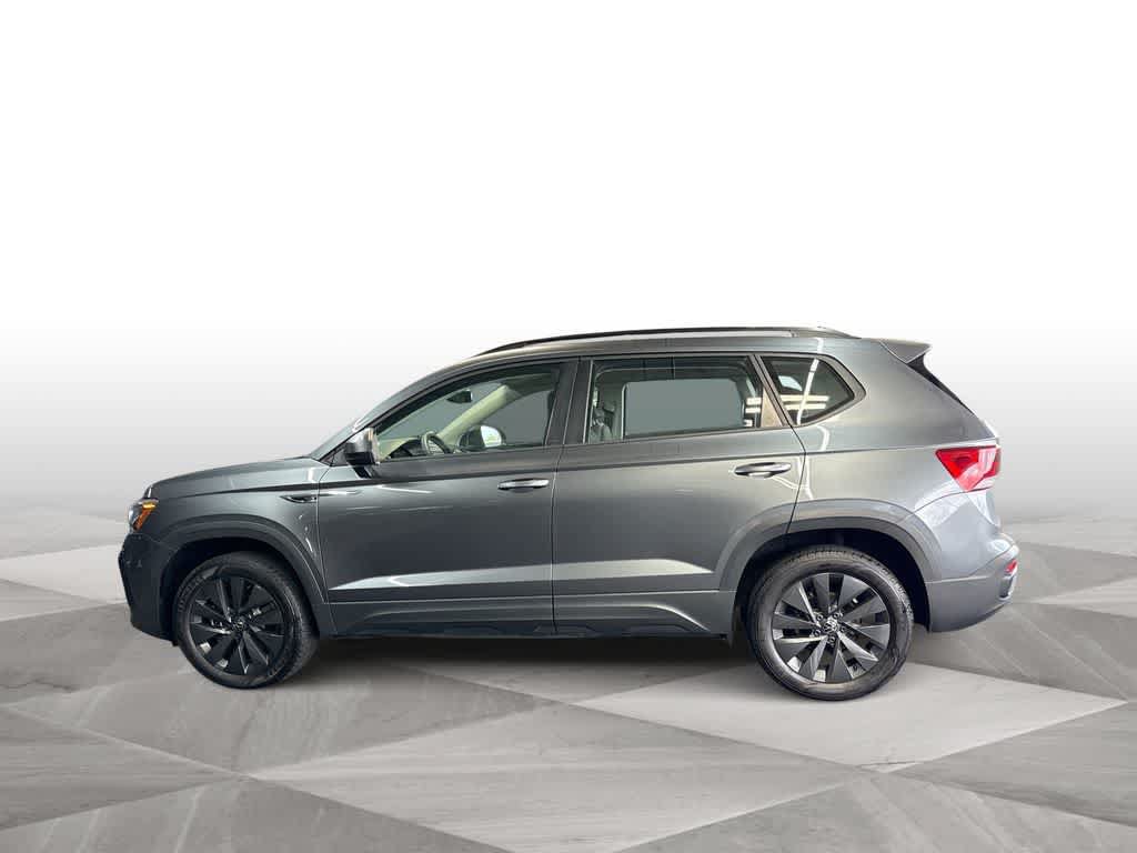 Certified 2024 Volkswagen Taos S FWD image 5