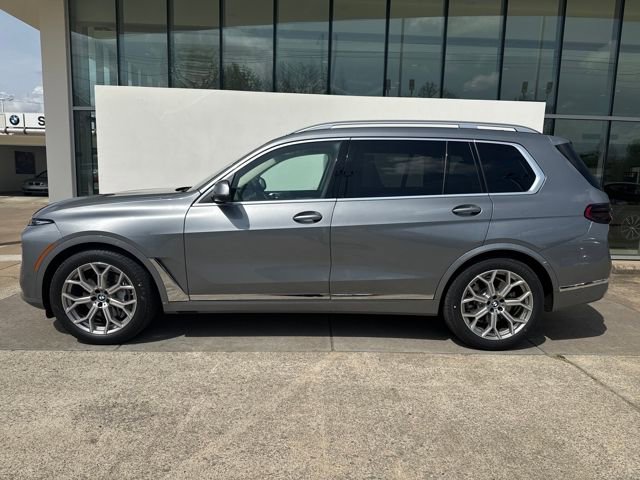 Certified 2025 BMW X7 xDrive40i image 2
