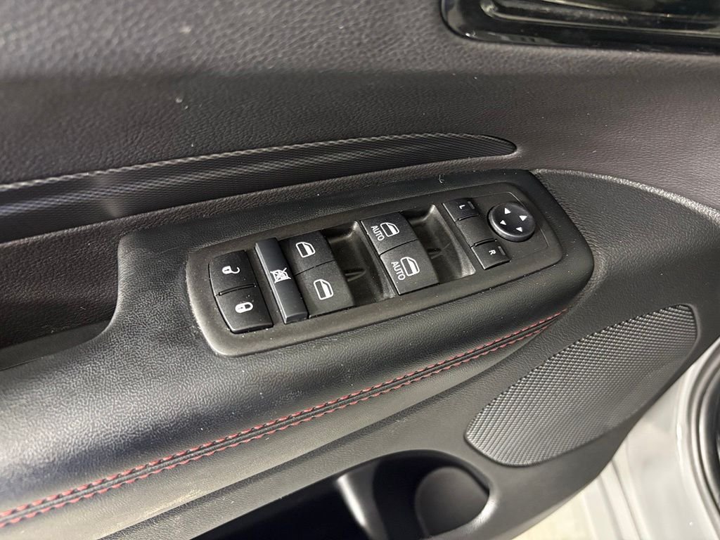 Used 2025 Dodge Durango GT AWD/4WD image 15