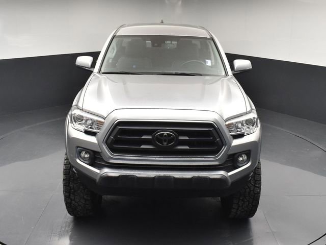 Used 2022 Toyota Tacoma SR5 w/ Technology Package image 39
