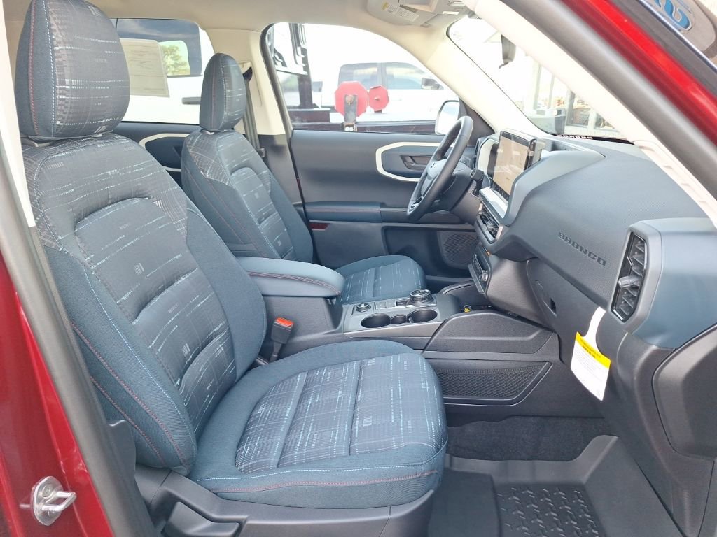 New 2025 Ford Bronco Sport Heritage w/ Convenience Package image 17