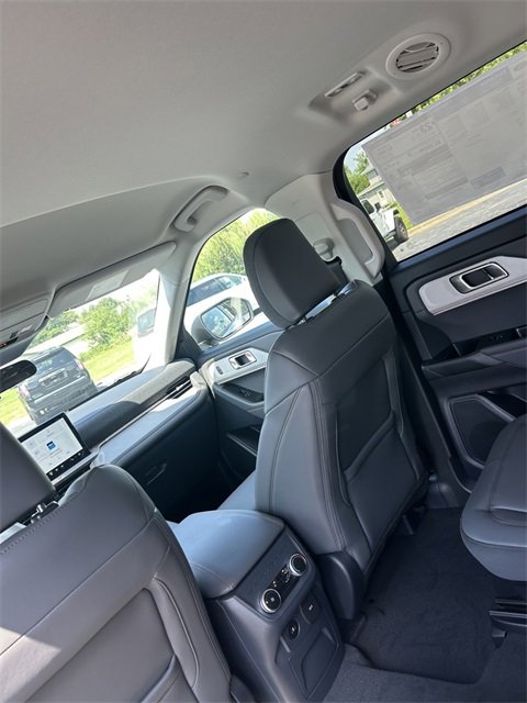 New 2025 Ford Explorer Active w/ Active Comfort Package image 20
