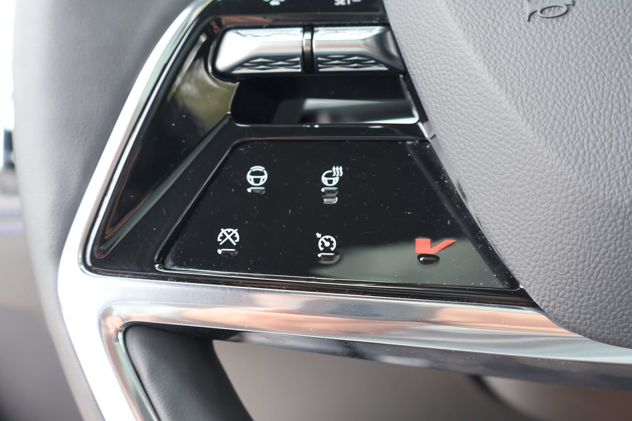 Certified 2025 Cadillac Escalade IQ Sport 1 AWD/4WD image 27