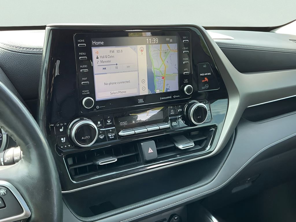 Used 2020 Toyota Highlander Limited image 39