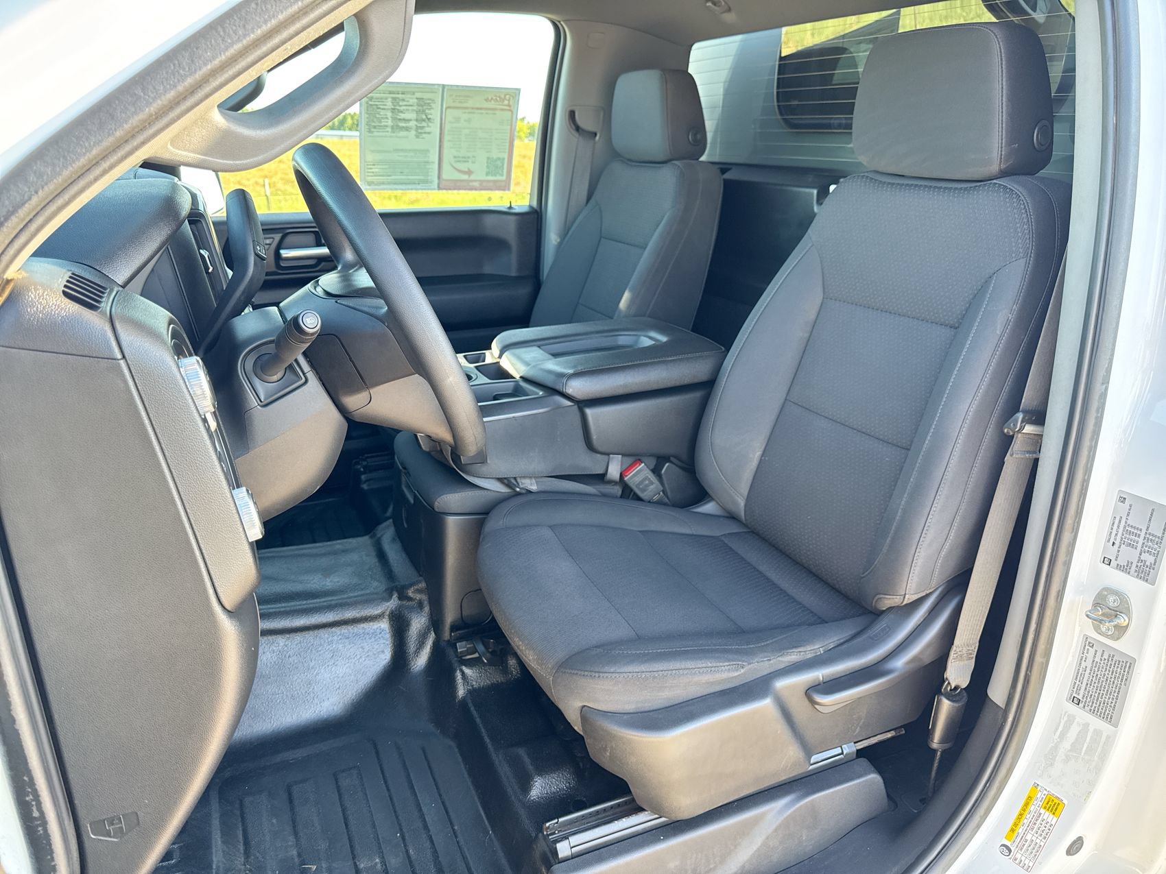 Used 2024 GMC Sierra 2500 Pro w/ Convenience Package AWD/4WD image 11