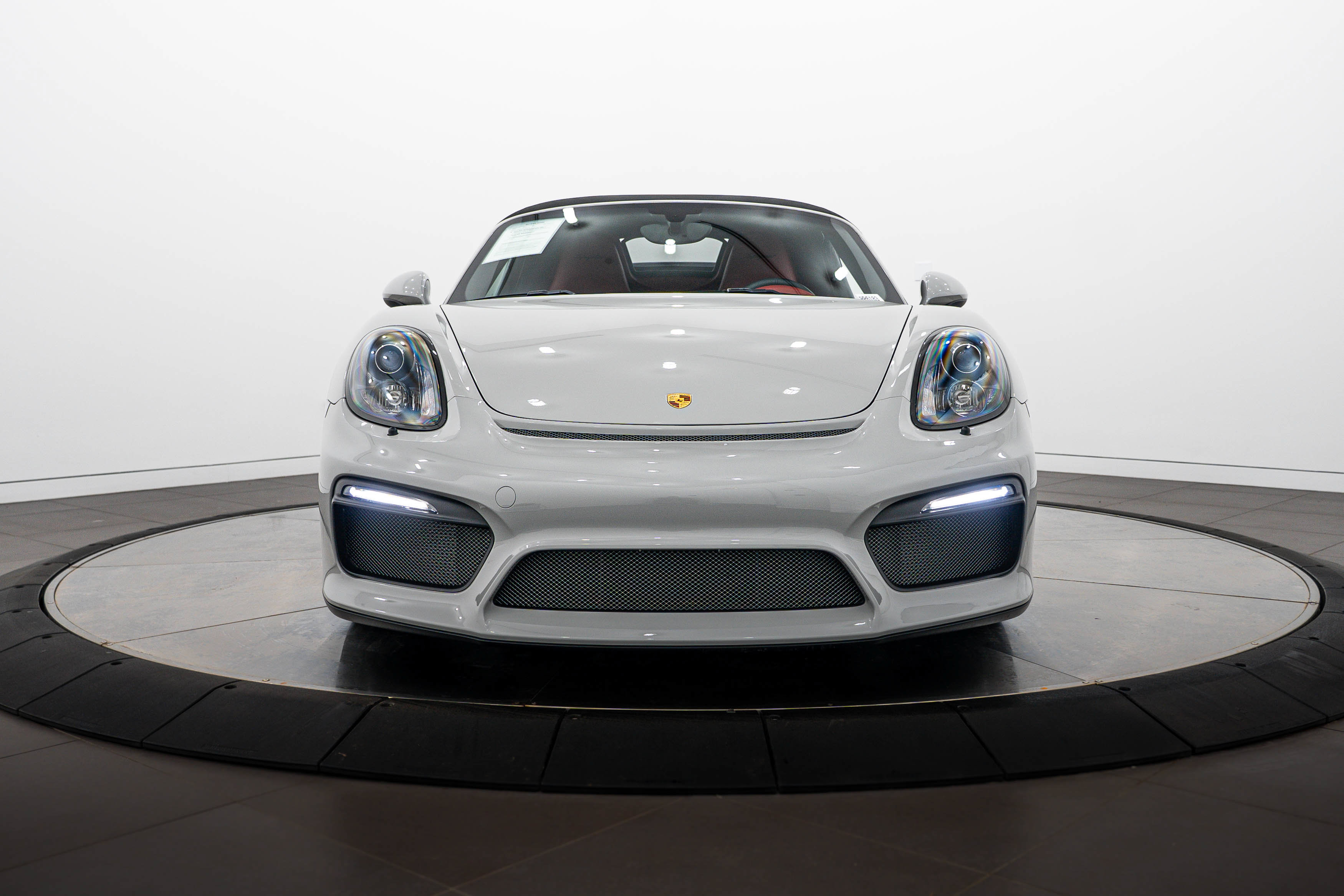 Certified 2016 Porsche Boxster Spyder RWD image 32