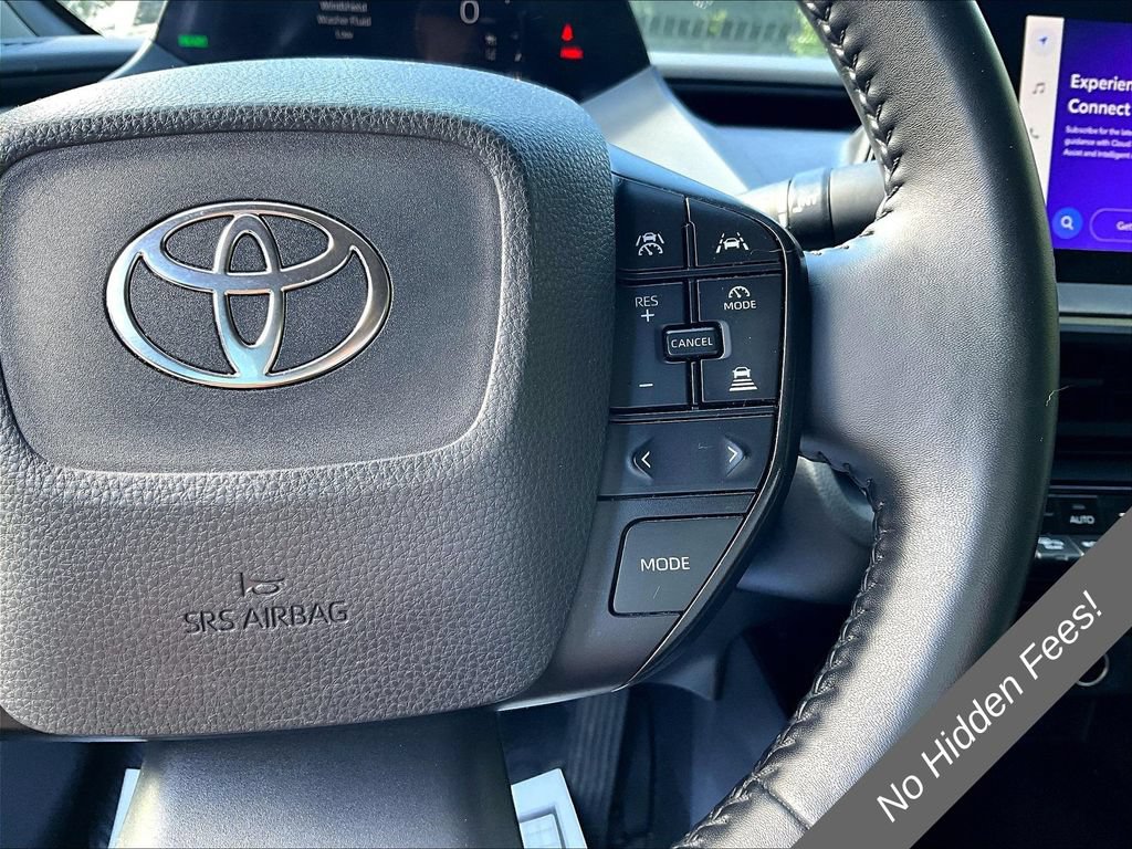 Used 2023 Toyota Prius LE FWD image 13